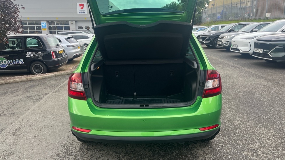 Skoda Rapid Spaceback Se Sport Green #4