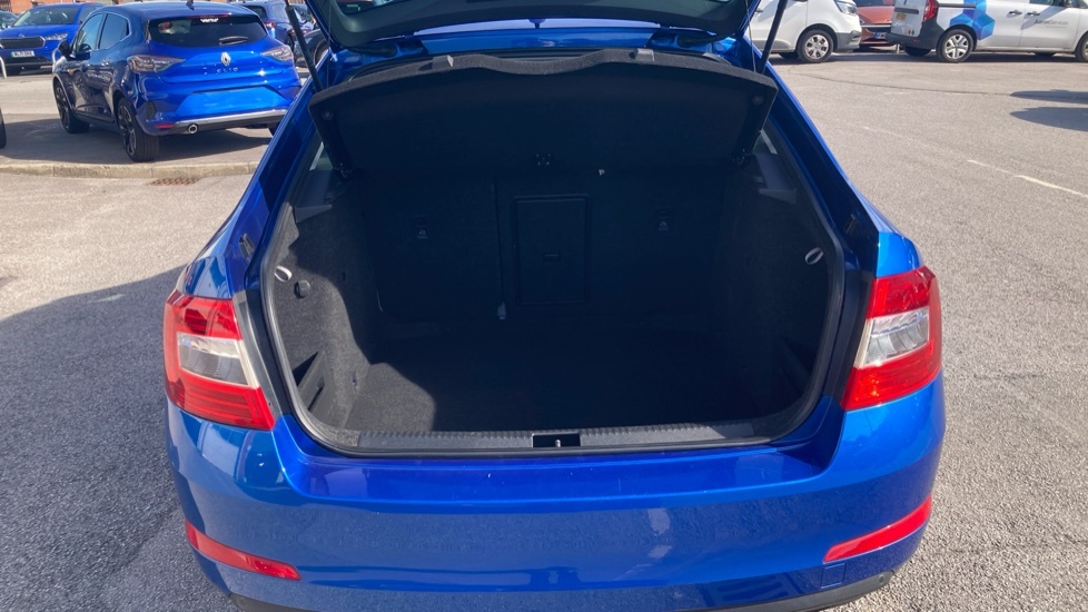Skoda Octavia Se L Blue #4