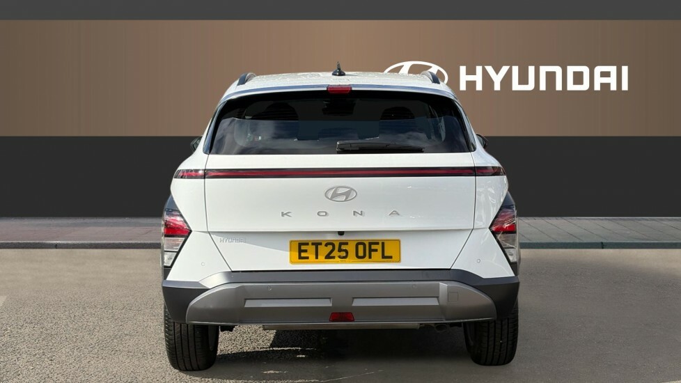 Hyundai Kona Advance ET25OFL White #6