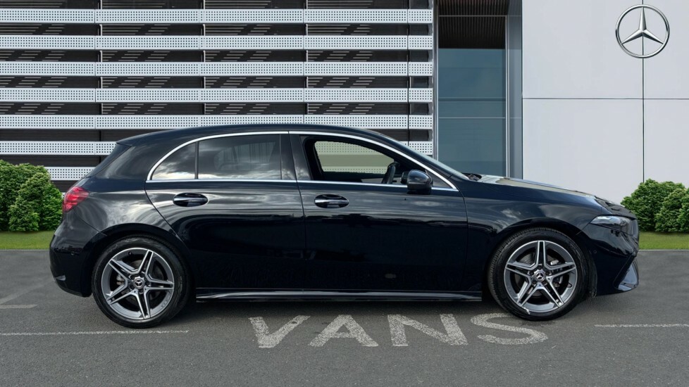 Mercedes-Benz A Class Amg Line OE73CZL Black #5