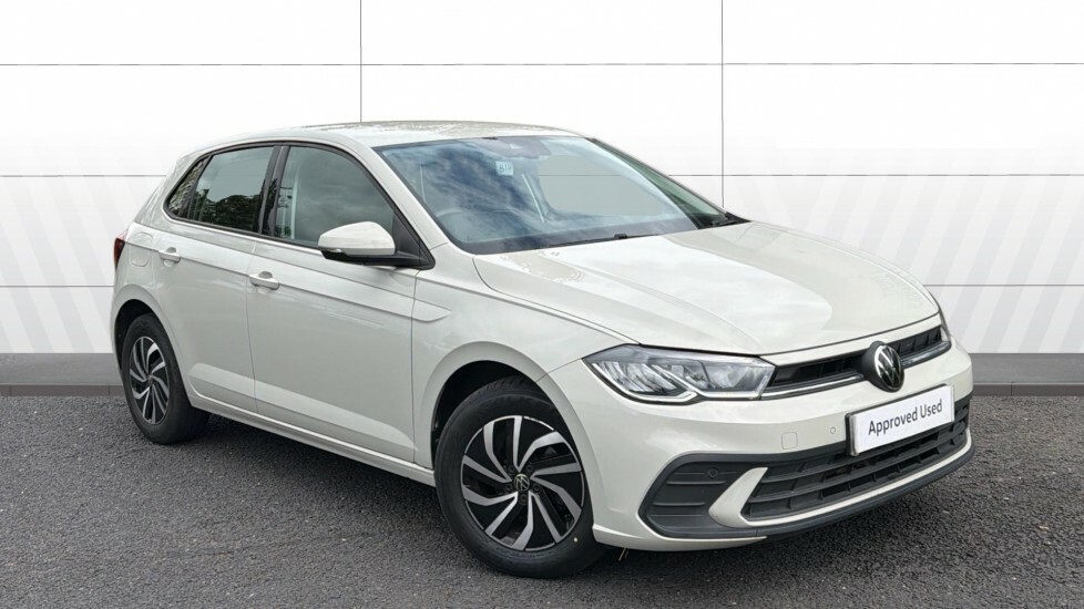 Volkswagen Polo Life Grey