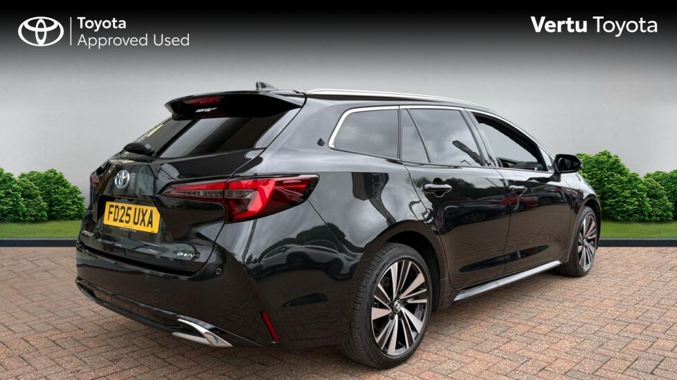 Toyota Corolla Design FD25UXA Black #2