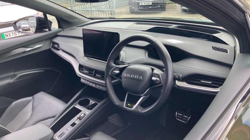 Skoda ENYAQ Vrs KW75VOV Green #6