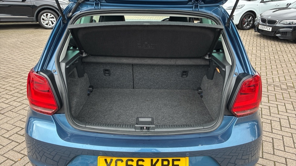 Volkswagen Polo Match Blue #4