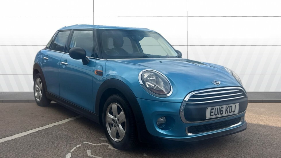 Mini Hatch One Blue