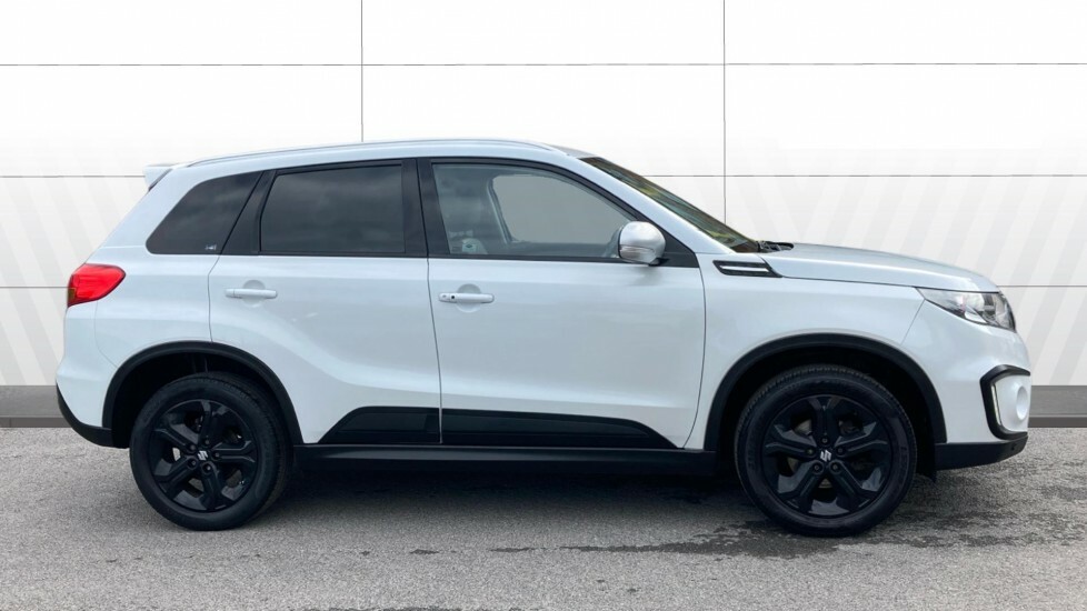 Suzuki Vitara S White #5