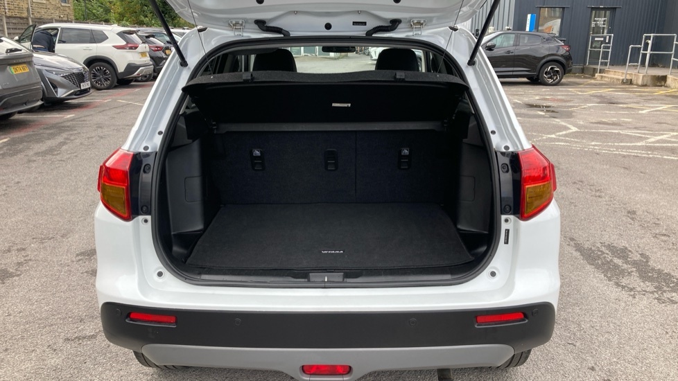 Suzuki Vitara S White #4