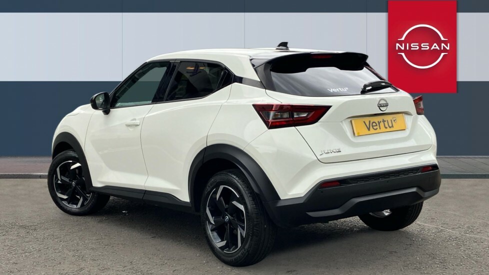 Nissan Juke N-connecta NA23MXM White #2
