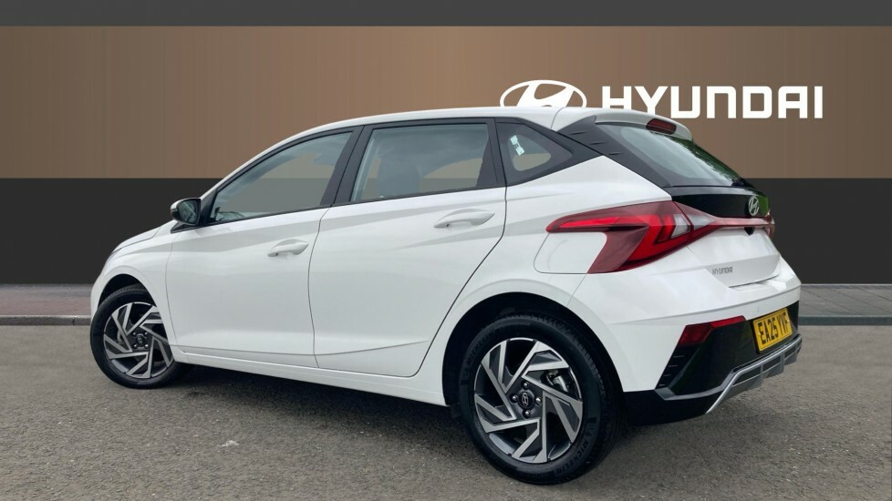 Hyundai I20 Advance White #2