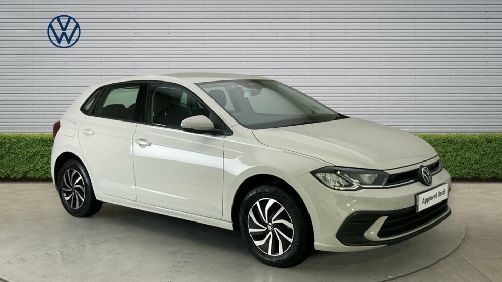 Volkswagen Polo Life Grey