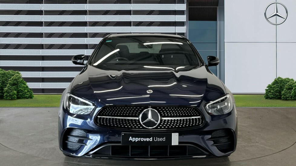 Mercedes-Benz E Class Amg Line Night Edition Blue #3