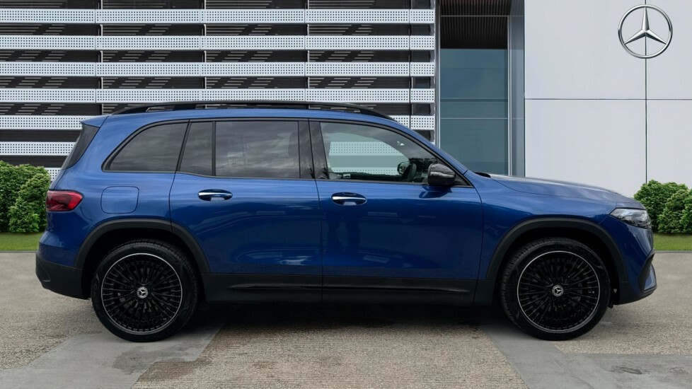 Mercedes-Benz EQB Amg Line Premium Plus Blue #5