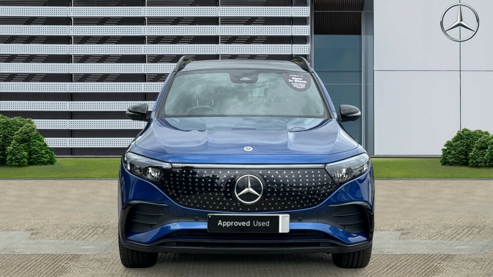 Mercedes-Benz EQB Amg Line Premium Plus Blue #3