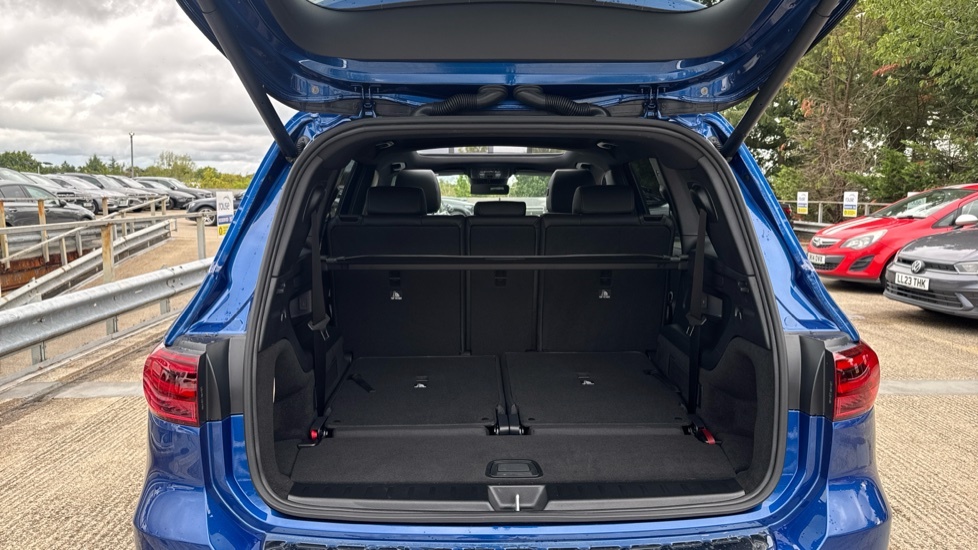 Mercedes-Benz EQB Amg Line Premium Plus Blue #4