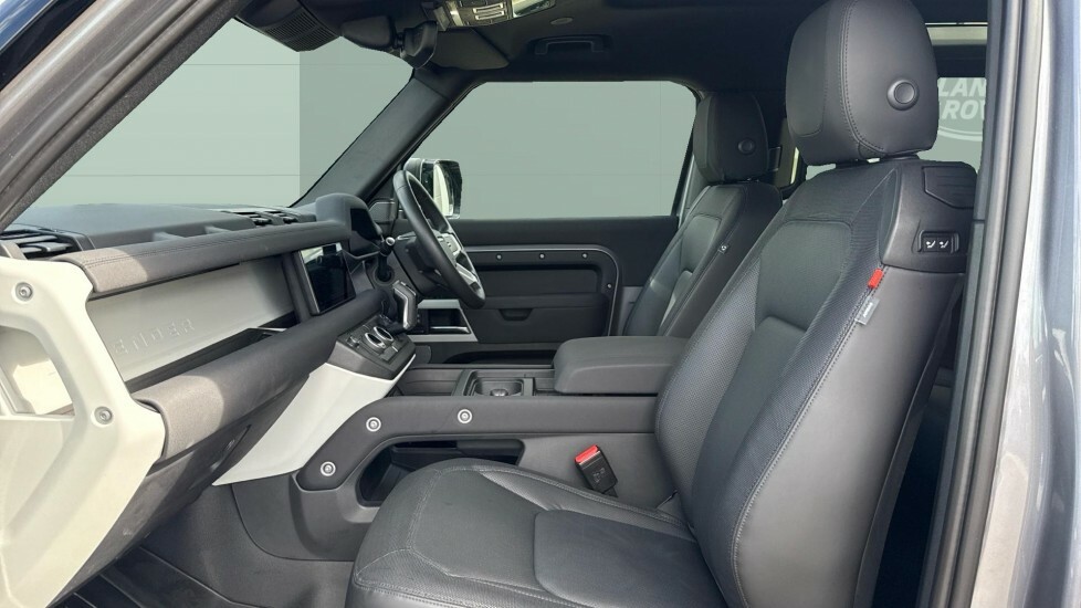 Land Rover Defender 90 X-dynamic Se HG72DCV Grey #3