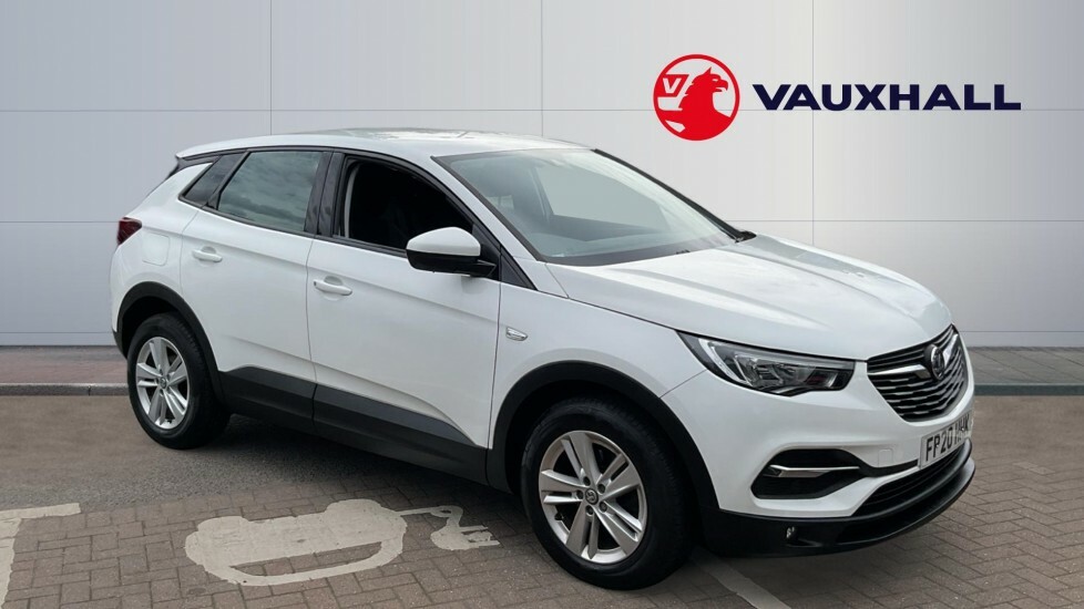 Vauxhall Grandland X Se White
