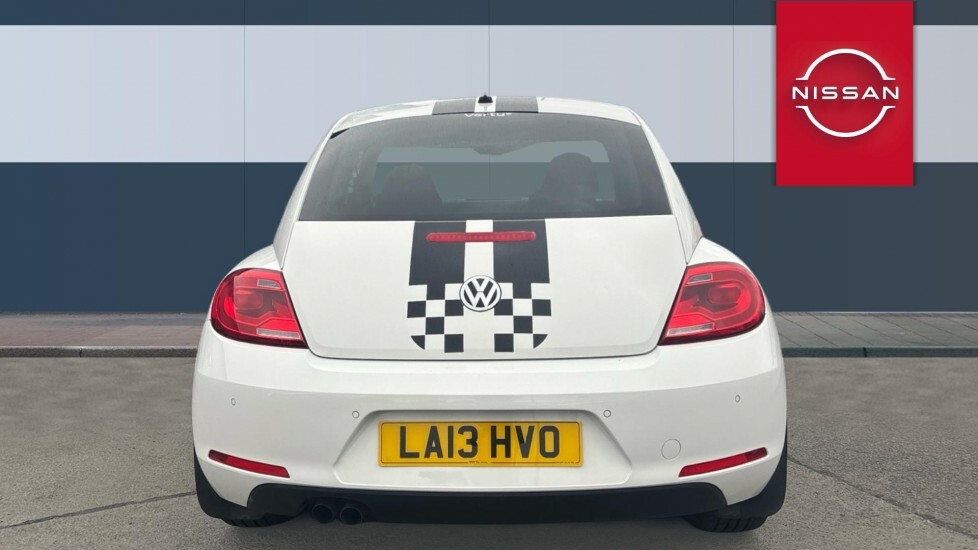 Volkswagen Beetle Sport White #6