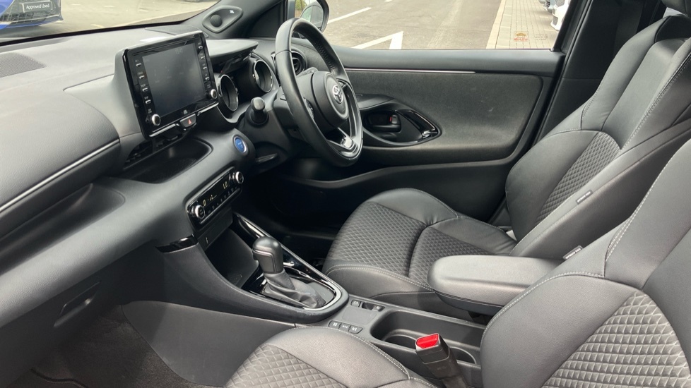 Toyota Yaris Dynamic SK22EES Grey #5