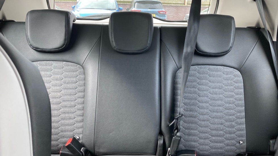Renault Zoe Hatchback Blue #15