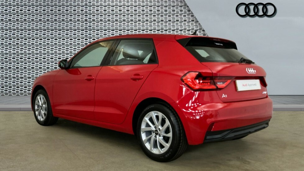 Audi A1 Sport VN26XVP Red #3