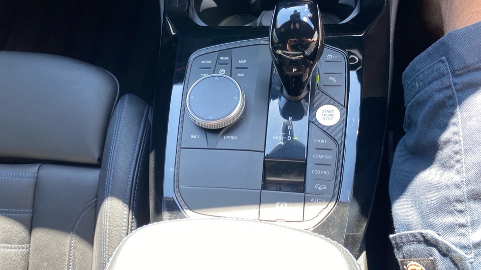 BMW X4 Suv White #65