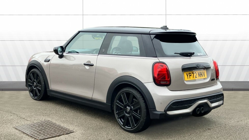 Mini Hatch Cooper S Exclusive YP72NNV Grey #2
