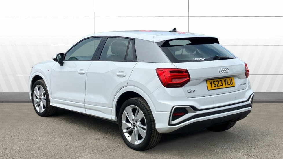 Audi Q2 S Line YS23VLU White #2