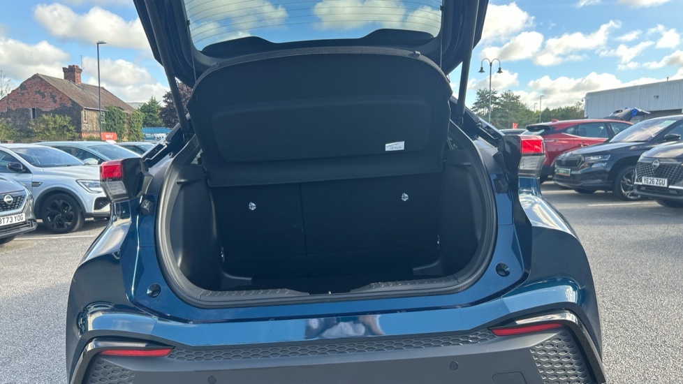Toyota C-Hr Excel Blue #4