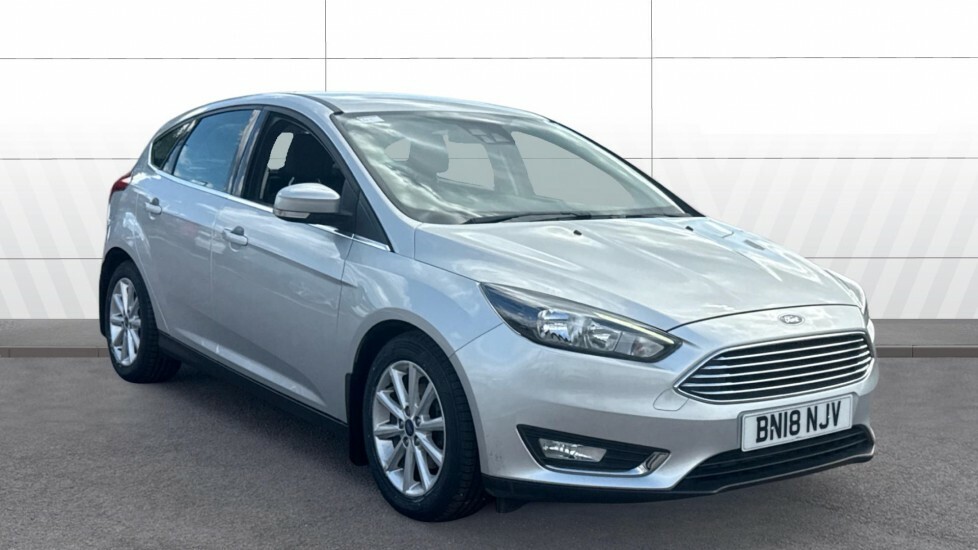 Ford Focus Titanium Silver