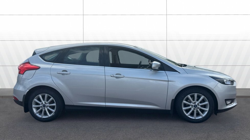 Ford Focus Titanium Silver #5