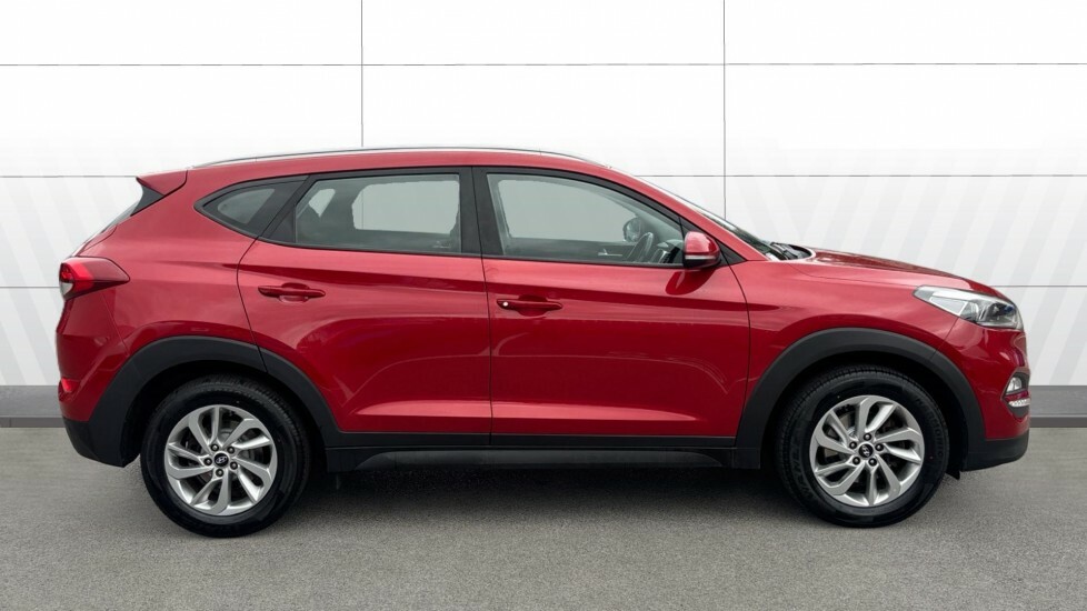 Hyundai Tucson Se Nav DL17LLV Red #5