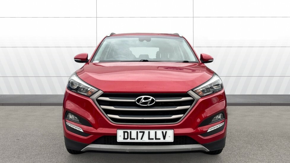 Hyundai Tucson Se Nav DL17LLV Red #3