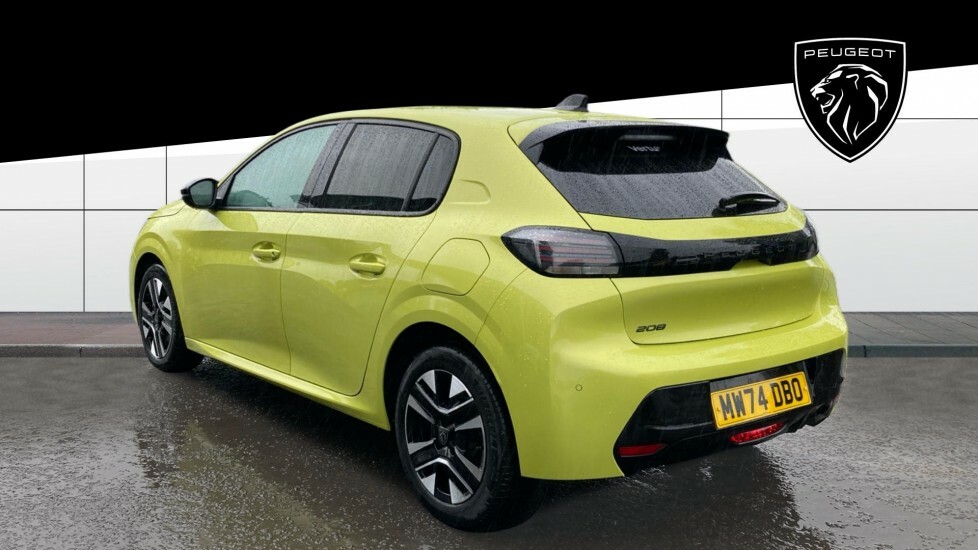 Peugeot 208 Allure Yellow #2