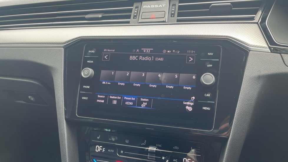 Volkswagen Passat Sel Silver #34
