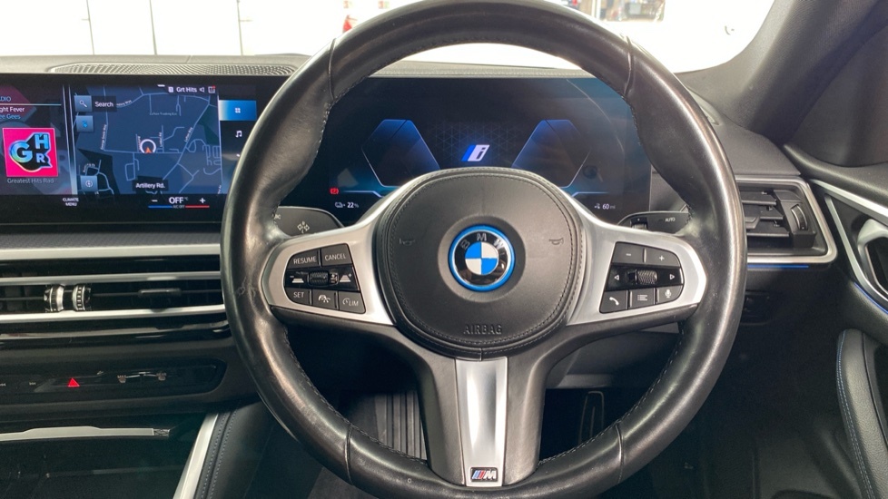 BMW i4 M Sport White #5