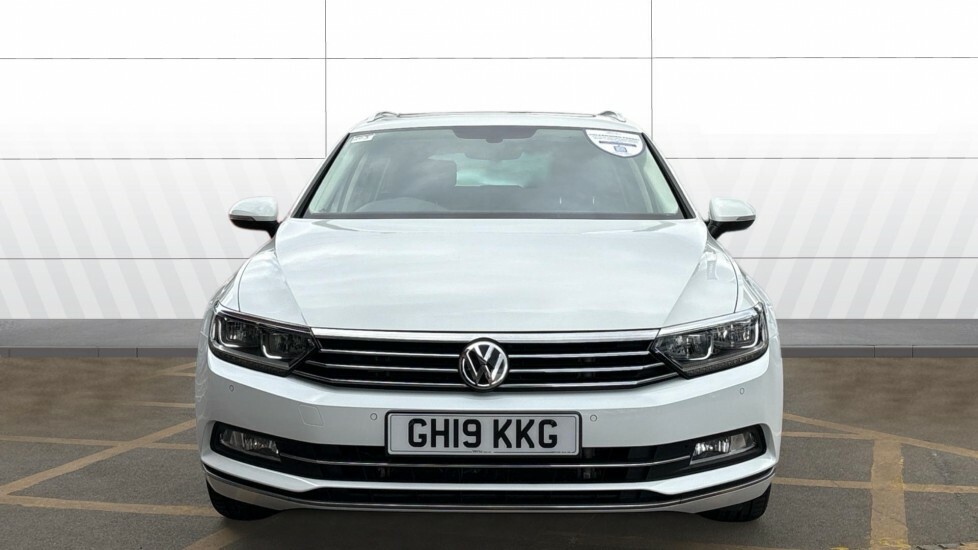 Volkswagen Passat Gt White #3