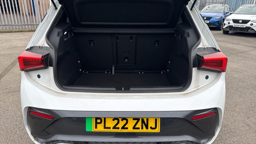 Cupra Born V3 White #4