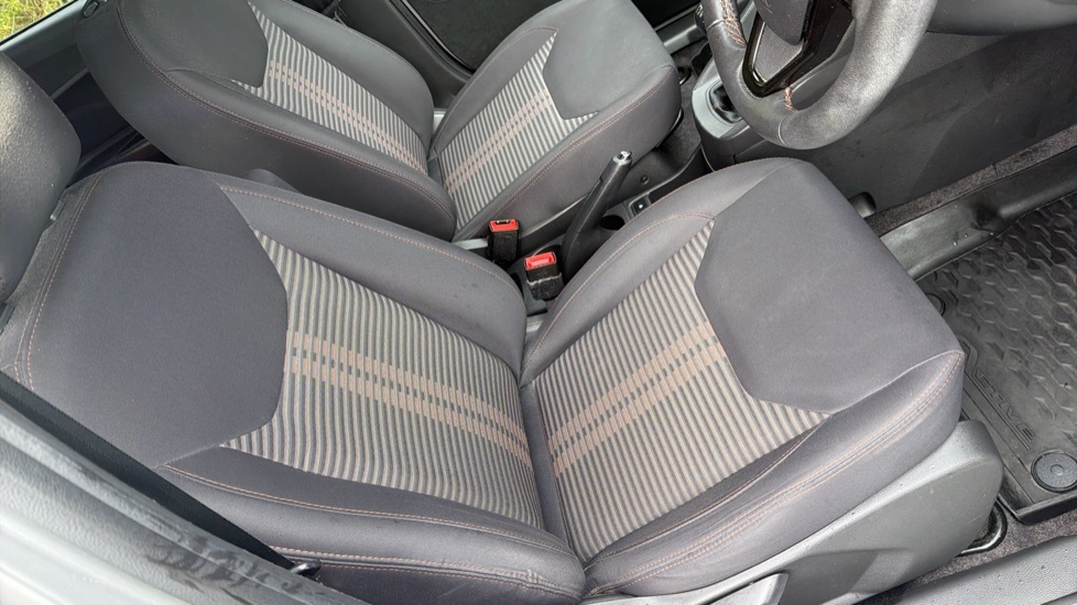Ford KA+ Ka Zetec Silver #31