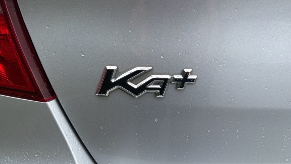 Ford KA+ Ka Zetec Silver #8