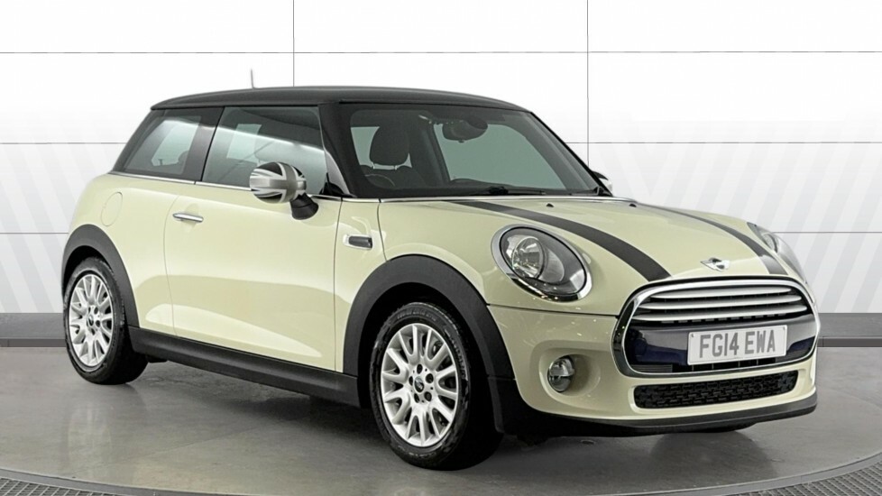 Mini Hatch Cooper White
