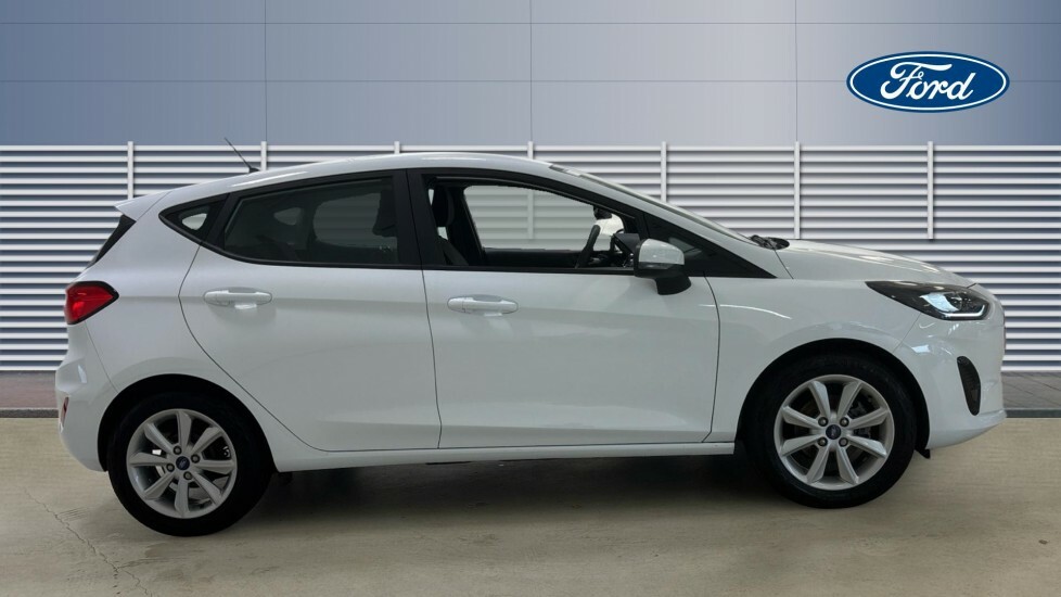 Ford Fiesta Trend White #5