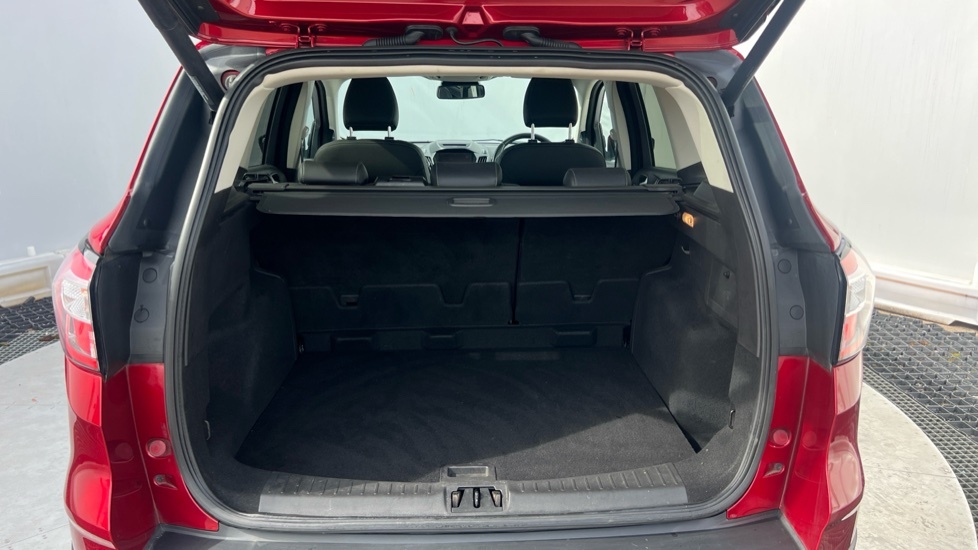 Ford Kuga Titanium Red #4