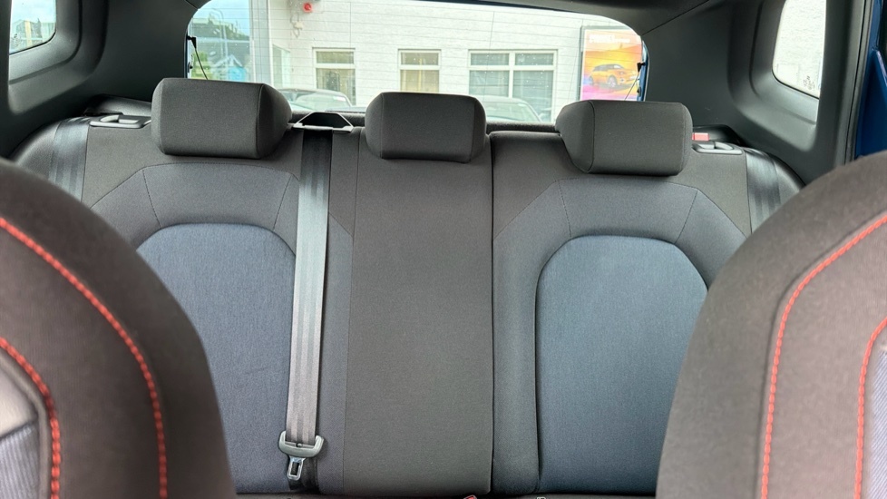 Seat Arona Se White #15
