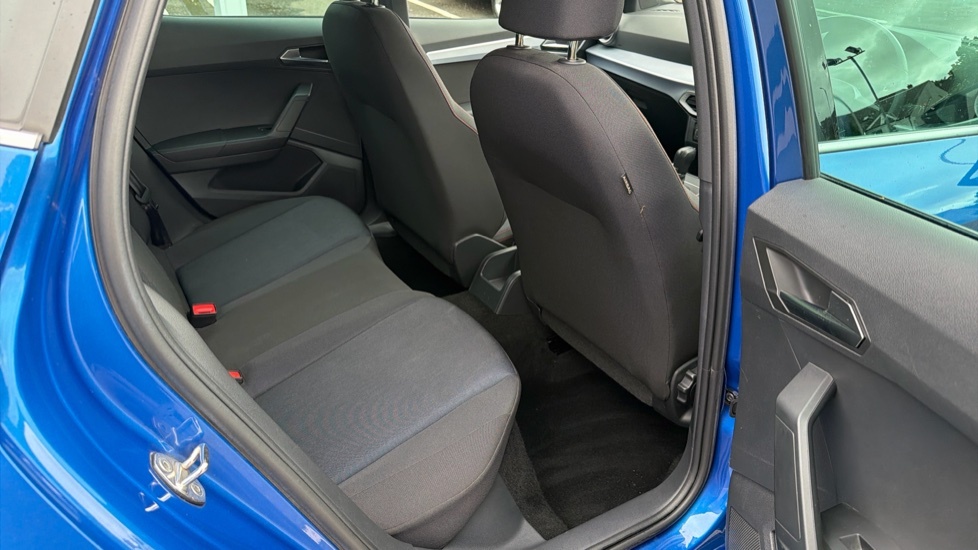 Seat Arona Se White #16