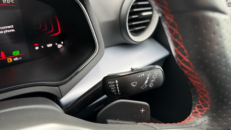 Seat Arona Se White #34