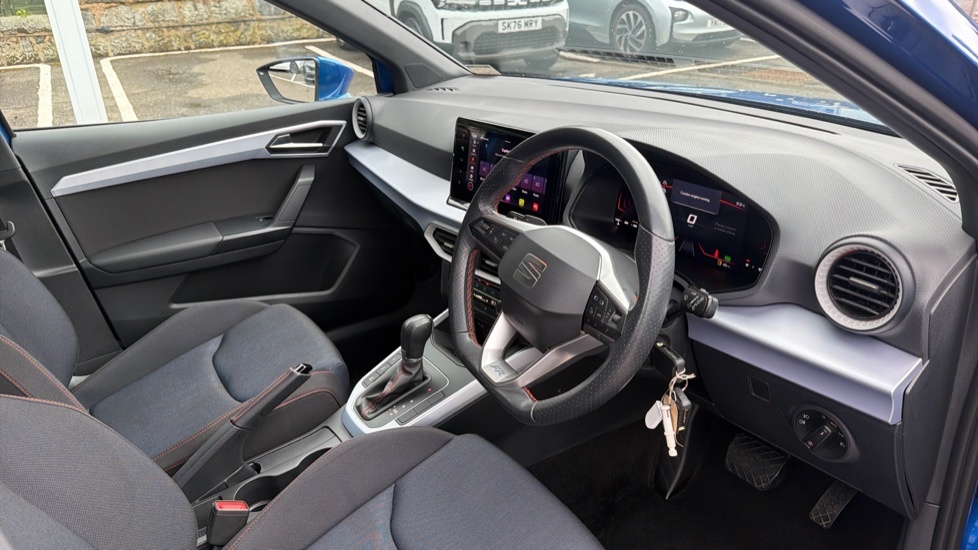Seat Arona Se White #11