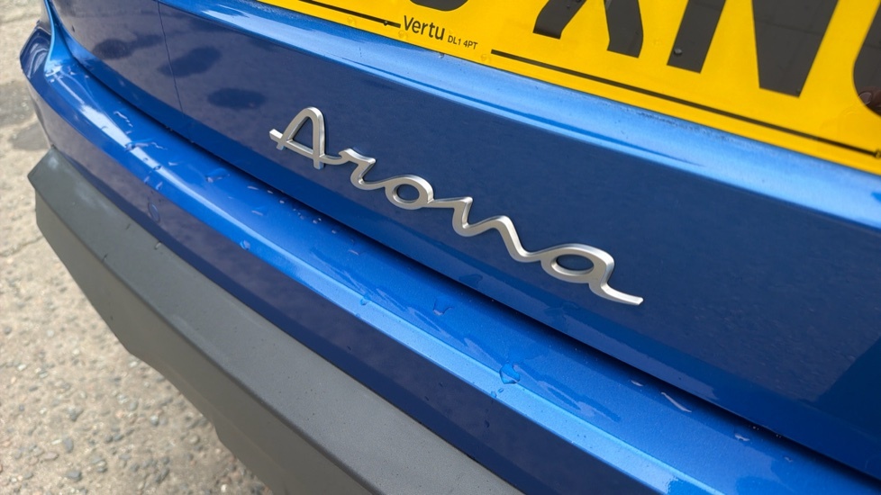 Seat Arona Se White #24