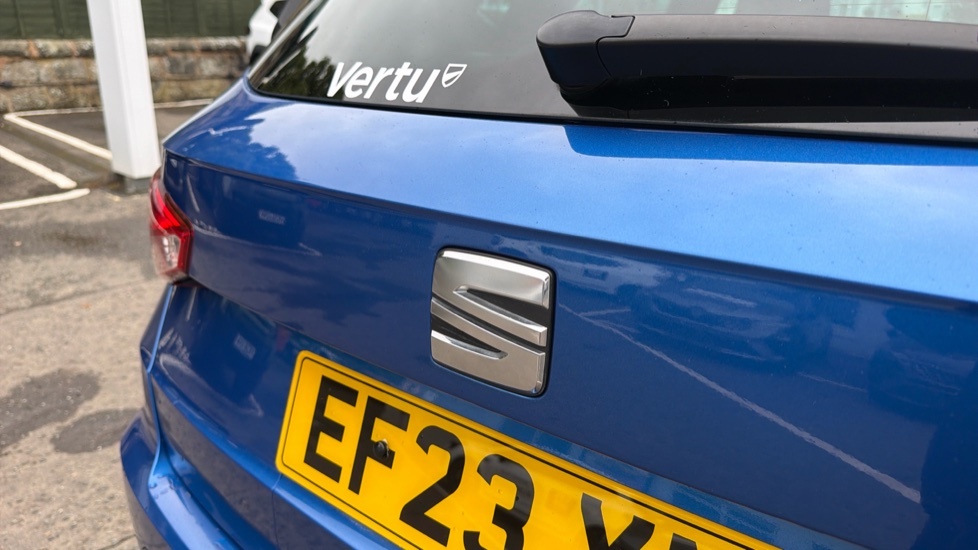 Seat Arona Se White #23