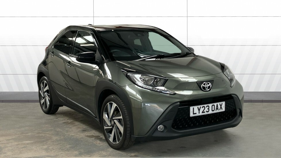 Toyota Aygo X Edge Green