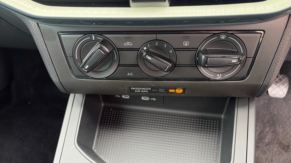 Seat Arona 1.0 Tsi Se Technology Grey #13